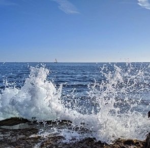 wave-sea-blue