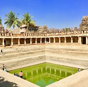 temple-with-pond-Gujarat