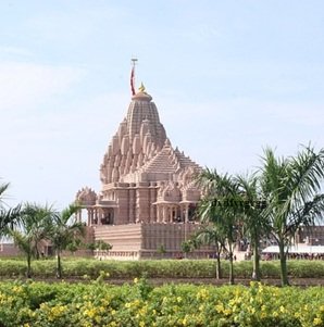 temple-with-palm-tree