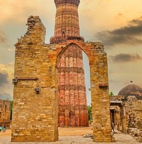 Bright-view-QUTUB-MINAR