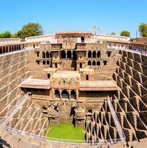Information-about-abhaneri-step-well-02