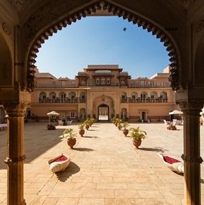 view-fort-under-arch