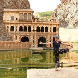 GALTAJI-TEMPLE-JAIPUR