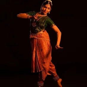 South-girl-dance-40381